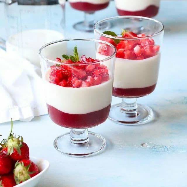 طرز تهیه ژله بستنی چند رنگ با قالب 7 طرز تهیه ژله بستنی چند رنگ با قالب