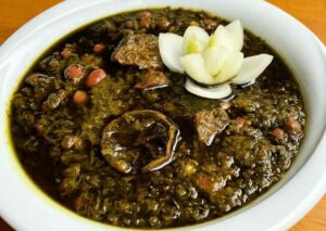قرمه سبزی رستورانی
