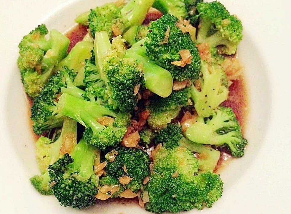 سالاد کلم بروکلی فوق العاده خوشمزه 2 Broccoli Salad