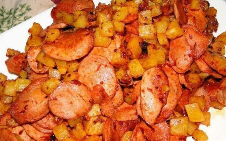 طرز تهیه سوسیس بندری 2 طرز تهیه سوسیس بندری