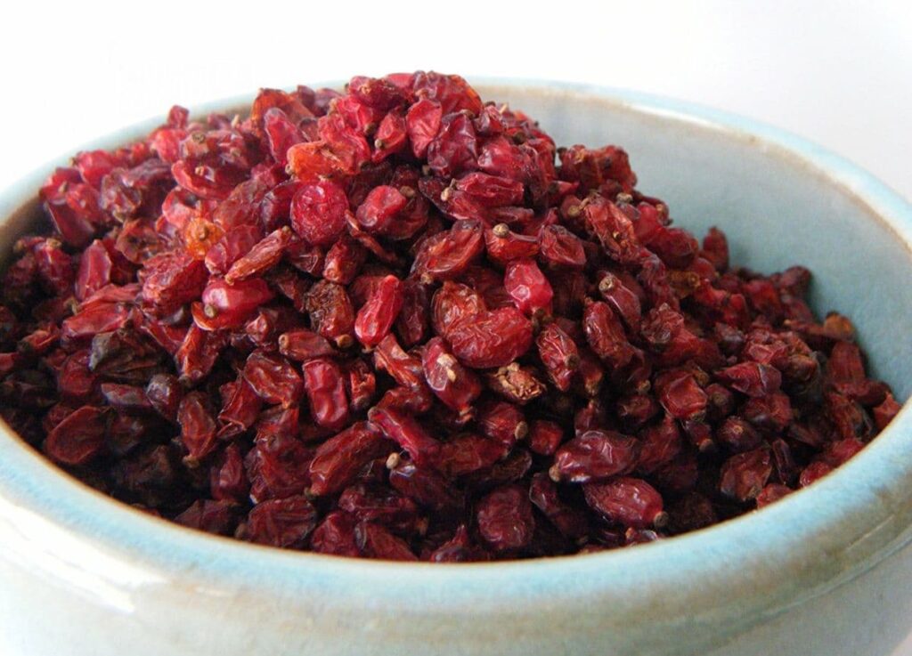 طرز تهیه ترشی زرشک با رب انار 2 How to prepare barberry pickle