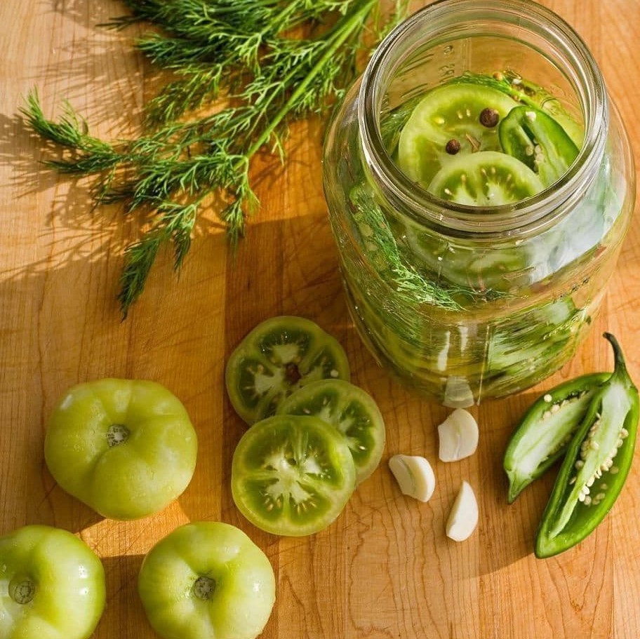 طرز تهیه ترشی گوجه فرنگی کال How to prepare unripe tomato pickles