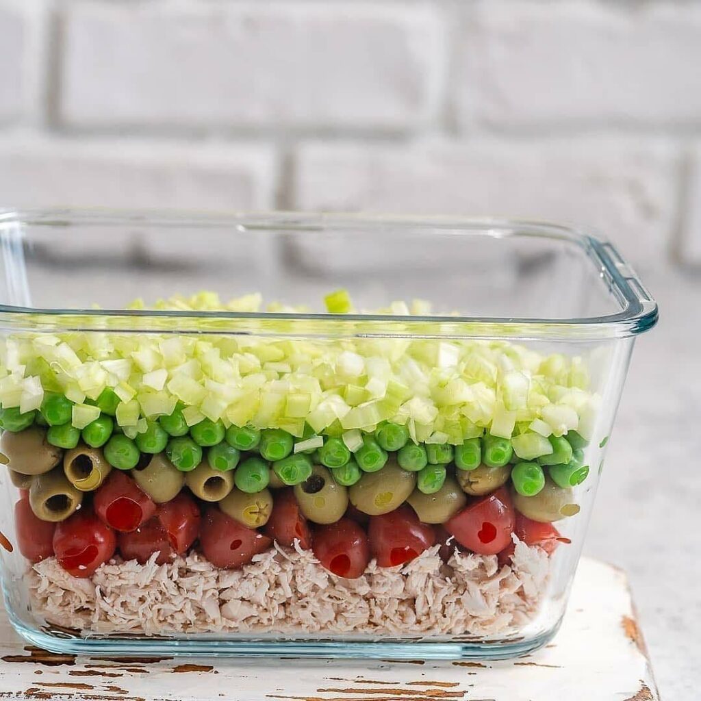 How to prepare a new and comfortable salad