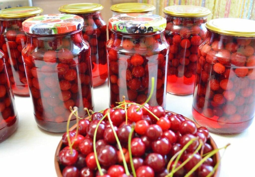 طرز تهیه ترشی آلبالو ملس با سرکه سیب 10 طرز تهیه ترشی آلبالو ملس با سرکه سیب