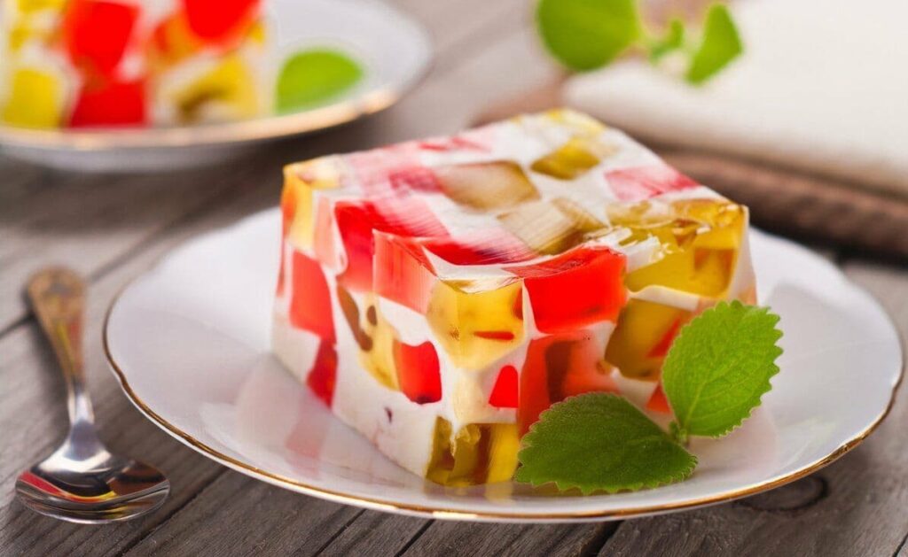 طرز تهیه ژله بستنی چند رنگ با قالب ژله چند رنگ
