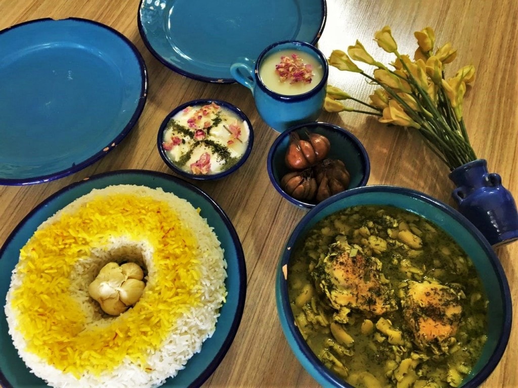 طرز تهیه خورشت باقلا قاتق 3 طرز تهیه خورشت باقلا قاتق