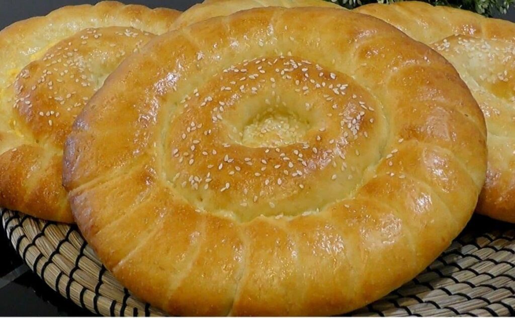 نان ازبکستانی برای صبحانه 4 نان ازبکستانی برای صبحانه