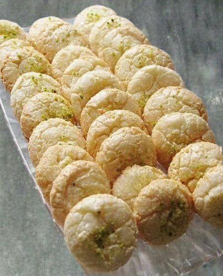 طرز تهیه شیرینی نارگیلی خانگی 6 طرز تهیه شیرینی نارگیلی خانگی