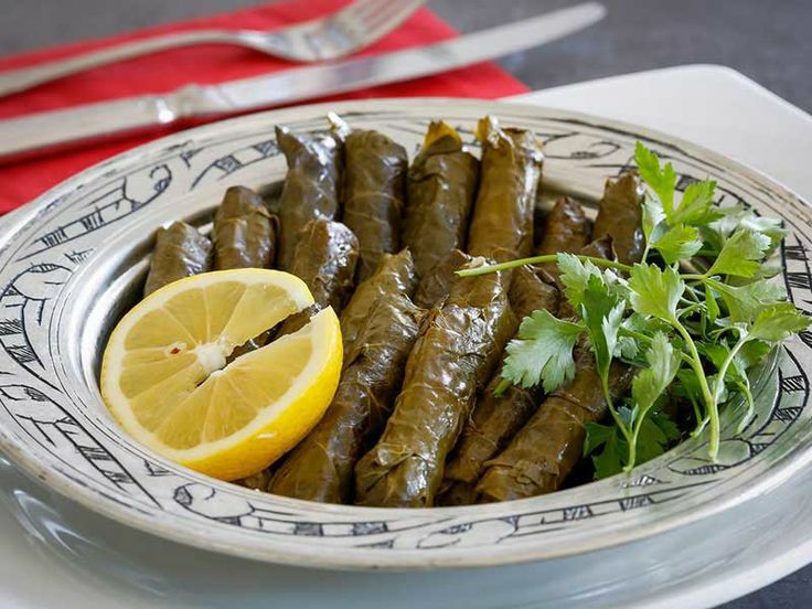 طرز تهیه دلمه برگ مو 6 طرز تهیه دلمه برگ مو