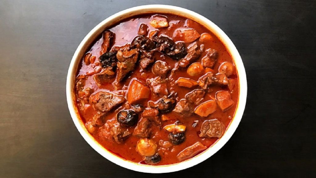 چطور خورشت به آلو خوشمزه و غلیظ بپزیم؟ 2 چطور خورشت به آلو خوشمزه و غلیظ بپزیم؟