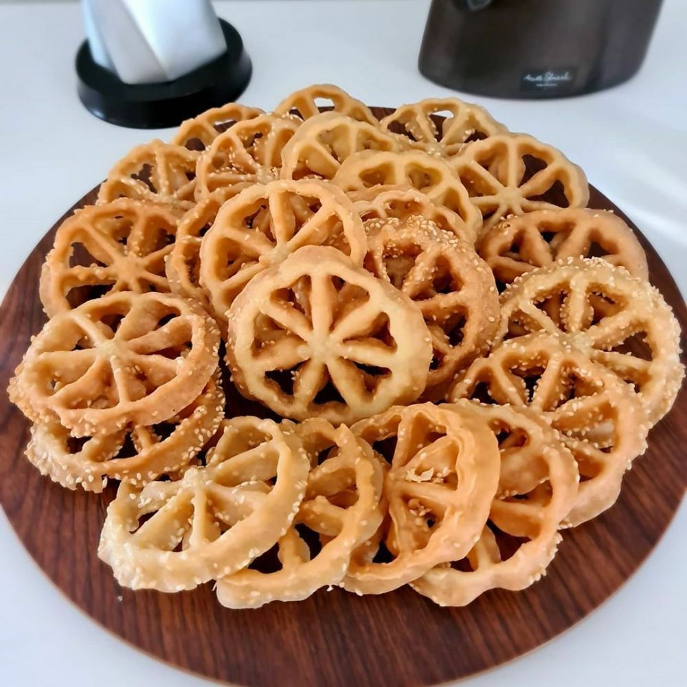 آموزش پخت شیرینی پنجره ای 