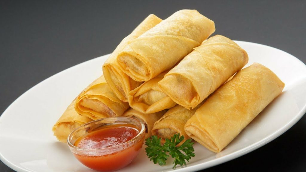 روش پخت سمبوسه رولی ترد و خوشمزه سمبوسه رولی